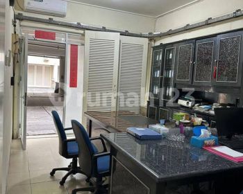 Rumah 3 Lantai Crown Mansion Bagus Pik1 Ukuran 8x17 SHM