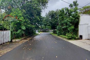 Rumah Mewah 3 Lantai + Rooftop Private Pool Pasar Minggu Jakarta Selatan