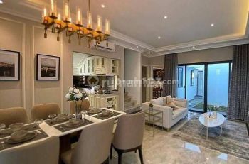 Rumah Mewah Cluster Clubhouse Facility di Jakarta Timur