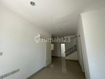 Rumah di Cluster Edison Summarecon Serpong, Tangerang Selatan