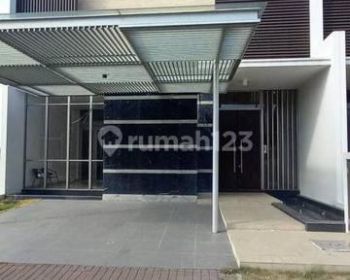 Rumah Choppin Golf Island 3 BR Disewa