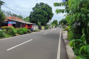 Tanah Bawah Njop di Tepi Jalan Lenteng Agung Dekat Kampus Ui