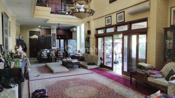 B 86 Rumah di jalan gadung