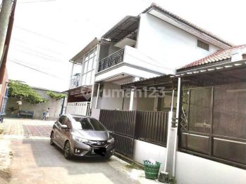Rumah Second Bagus Siap Huni Di Perumahan Yang Nyaman