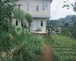 thumbnail-rumah-dua-lantai-perbukitan-lembang-parongpong-bandung-murah-5