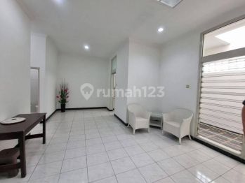 Rumah 2 Lantai Bagus SHM di Margahayu Raya Margacinta, Bandung