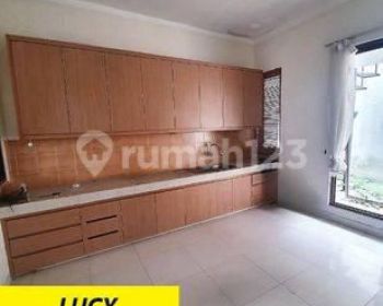 Rumah 2 Lantai di Emerald Garden Bintaro 9813gb 08111119245