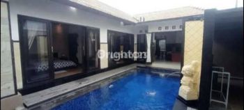 Villa di Jl.Tukad Badung, di Kelurahan Renon Kecamatan Denpasar Selatan Kota