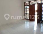 thumbnail-rumah-2-lantai-baru-renovasi-di-johar-baru-jakarta-pusat-r1771-1