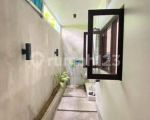 thumbnail-villa-baru-renovasi-3-br-kerobokan-tanpa-pool-7