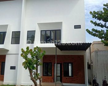 Rumah Baru Bangunan Mandiri Siap Huni Icon Simplicity BSD 3+1KT Semi Furnished