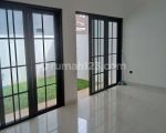 thumbnail-rumah-baru-bangunan-mandiri-siap-huni-icon-simplicity-bsd-31kt-semi-furnished-1