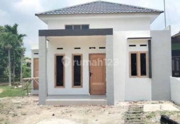 Rumah Baru dijual Jl Rawabening, arengka 1. Cukup Dp10jt