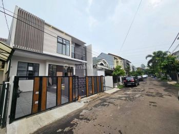 Rumah Bagus Siap Huni di Mertilang, Bintaro Jaya Sektor 9