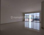 thumbnail-hot-unit-disewakan-soho-ebony-posisi-jalan-boulevard-3