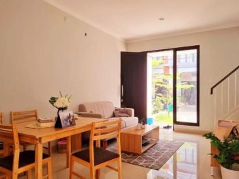 Rumah Siap Huni 2 Lantai 3 Kt dekat CBD BSD bisa KPR DP 0% SHM