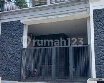 JEMUR ANDAYANI JEMURSARI RUMAH CANTIK MODERN MINIMALIS 2 LANTAI