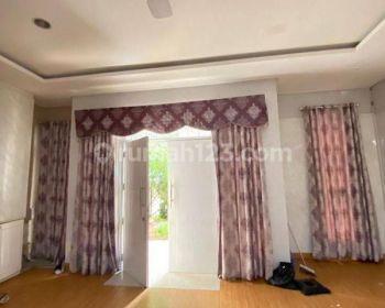 Sewa rumah green lake city 2 lantai dengan fasilitas bagus