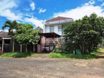 rumah kost strategis dan prospek . Belakang kampus unmer malang.