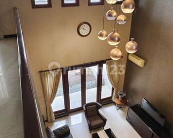 Rumah graha family dekat citraland pakuwon indah wiyung