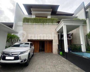 Di Jual Rumah Mewah Berlokasi Di Pondok Indah Jakarta Selatan