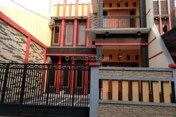 Rumah 2 Lantai Bagus di Johar Baru, Jakarta Pusat