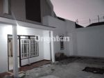 thumbnail-rent-rumah-rumah-semolo-2