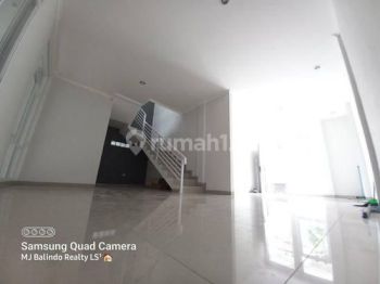 Sale Rumah: Rumah Sayap Turangga