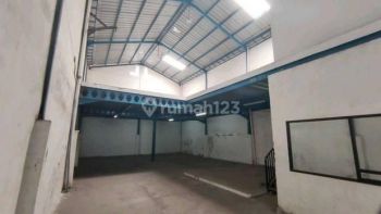 Gudang Kedinding Tengah Jaya Kenjeran Surabaya Timur Murah RIC.A214