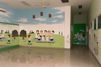 Ex.Sekolah 3.5 lantai di Citra Garden 5 Kalideres 
Jakarta Barat