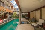 thumbnail-villa-with-tropical-concept-in-berawa-canggu-2