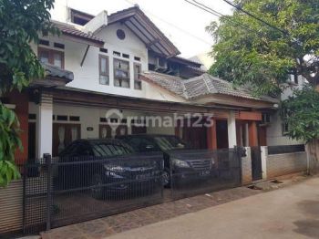 Rumah 2Lantai Dalam Perumahan Asri di Pondok Pekayon Indah Bekasi