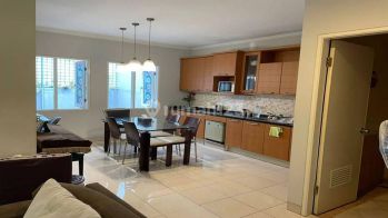 Rumah 3 Lantai Permata Mediterania Furnished Rapi