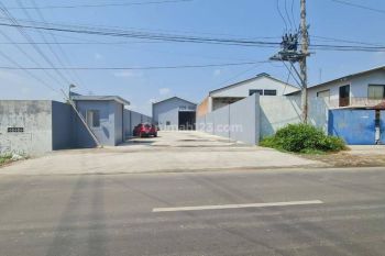 Gudang baru zona merah bisa untuk industri akses kontainer di gatak kartasura