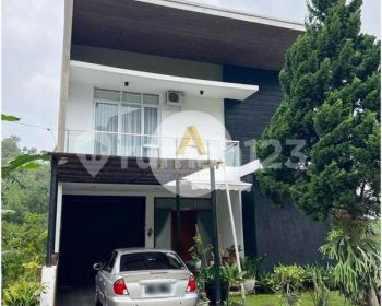 Rumah Full Furnished Ada Swimming Pool Dago Bandung