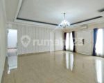 thumbnail-rumah-2-lantai-single-house-di-tebet-jakarta-selatan-9