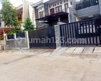 RUMAH 2 LANTAI DI JUAL MURAH BAGUS D KAV DKI JAKBAR