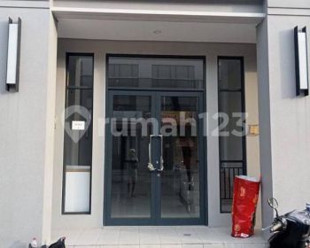 Sewa Ruko District 91 di Bsd 2 Lt Include 3 Ac Harga 65jt