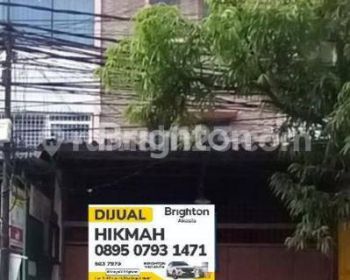 RUKO GANDENG DEPAN BELAKANG JELAMBAR 4 LANTAI