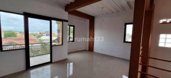 Gudang Baru bersih Multiguna di Sayap Cilampeni Bagus