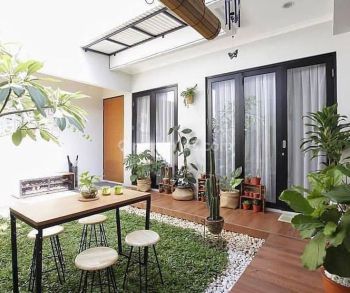 Rumah  di Jl batusari desa buah batu SHM