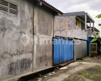 Dijual rumah usaha nol jalan raya Sememi surabaya