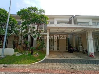 Dijual Rumah Cantik Baru di Grand Pakuwon, Surabaya