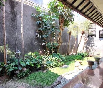 Graha Family Blok Dekat National Hospital Design Tropical Luas