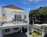 thumbnail-rumah-bergaya-american-classic-dalam-townhouse-jagakarsa-1