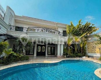 Rumah menteng american clasic, 2lantai, basement, 9kamar tidur utama, marmer,