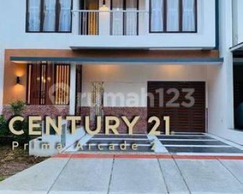 Rumah Minimalis Semi Furnished Di Graha Raya Fm12403