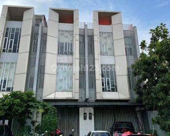 Disewa 2 Ruko Gandeng Cempaka Putih Tengah Cocok Untuk Ecommerce