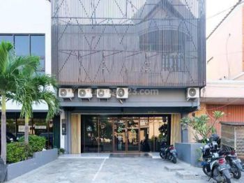 Ruko Penginapan Reddorz Di Puri Anjasmoro Semarang