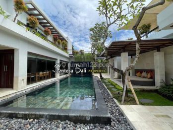 Luxury Villa di Jimbaran , Badung, Jalan Kaki Ke Pantai